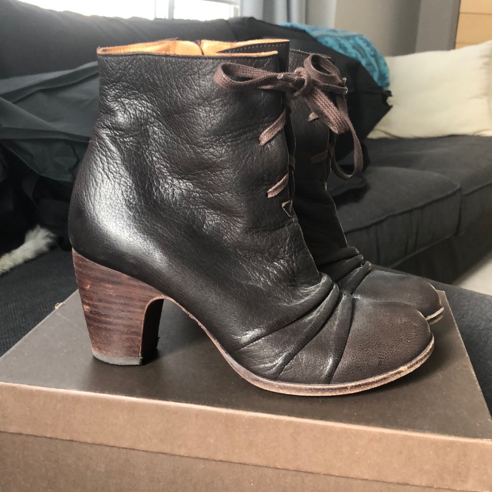 Chie Mihara Leather Booties